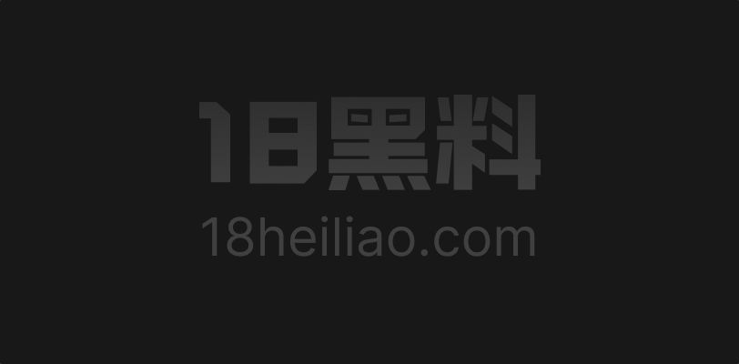 反差婊JK精神小妹厕所露出 在男厕大胆脱光展示火辣身材 当场给金主深喉服务 - 图1